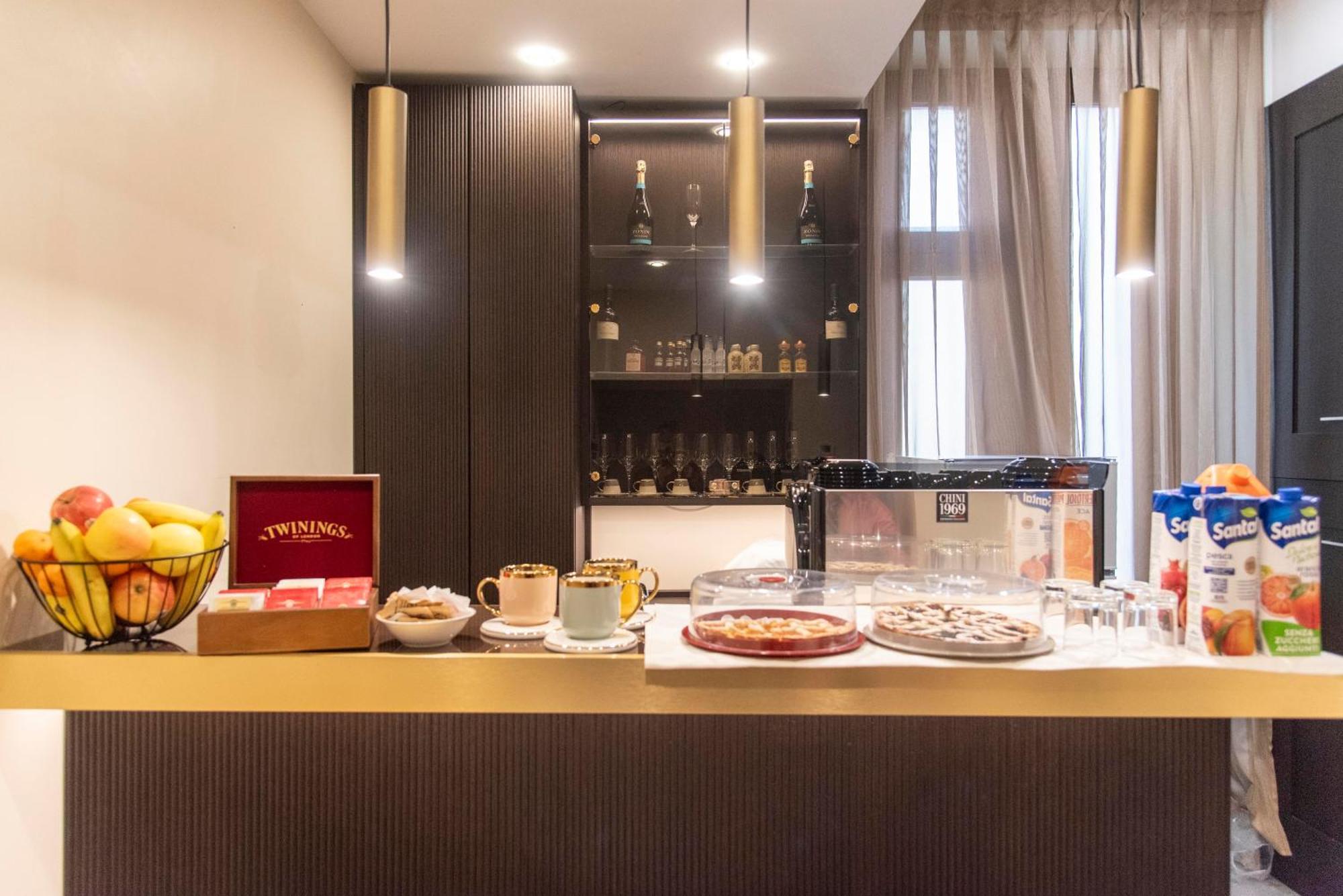 Adelaide Suite Dreams Roma Exterior foto